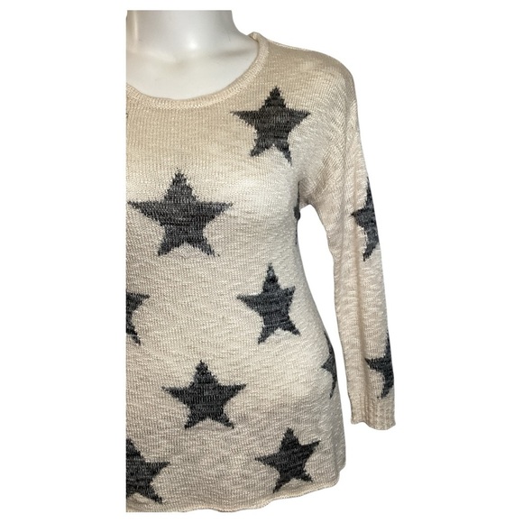 Chic Starry Beige and Gray Women's Sweatshirt, Plus Size 1X - Picture 5 of 8